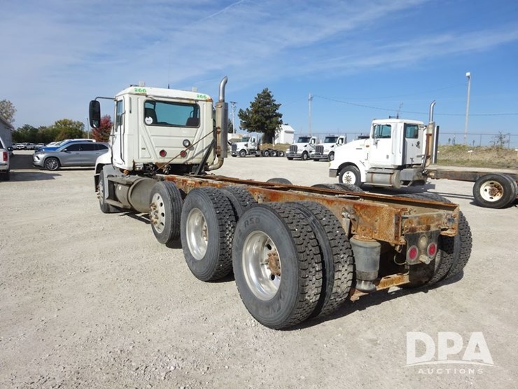 2005-mack-vision-truck-(pz13989,-unit-266)-image-27