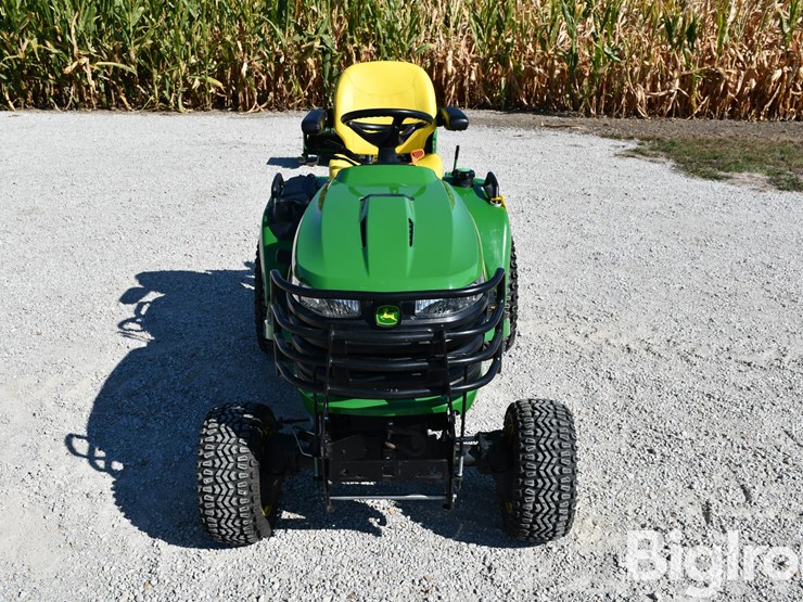 2018-john-deere-x758-image-2