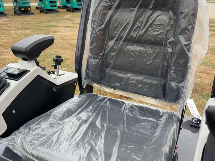 mini-excavator-mx12rx-image-19