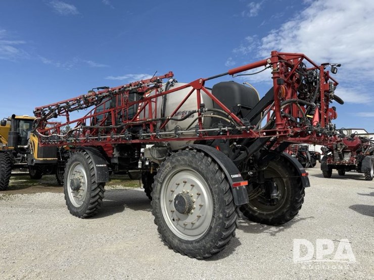 2020-case-ih-trident-5550-image-3