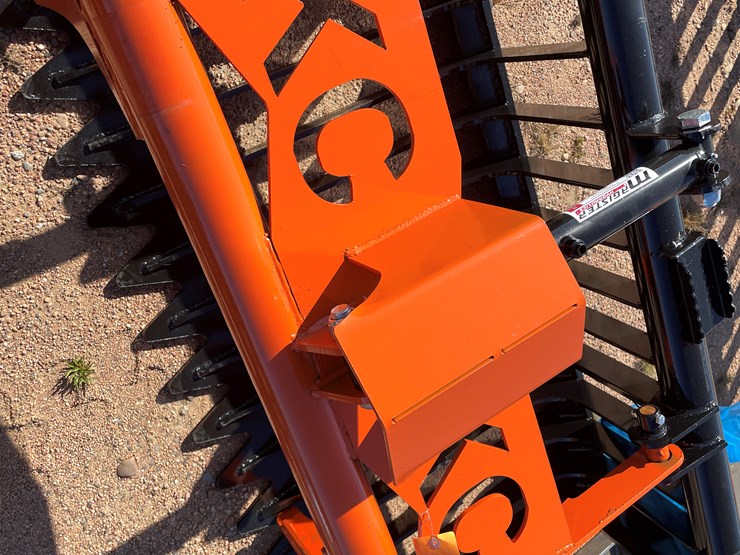 #4116-•-76"-skeleton-grapple-bucket-attachment-image-6