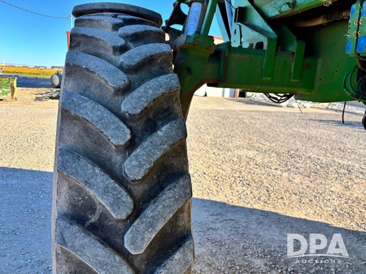 2013-john-deere-4830-image-69