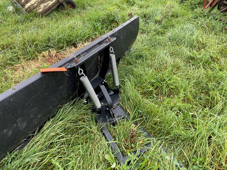 #8131-•-72"-atv-plow-image-10