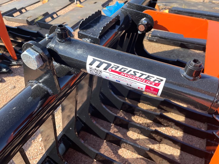 #4117-•-76"-skeleton-grapple-bucket-attachment-image-9