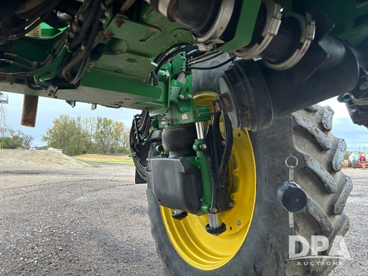 2018-john-deere-r4045-image-40