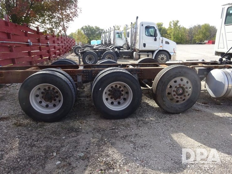 2014-mack-pinnacle-truck-(pz13988,-unit-239)-image-39