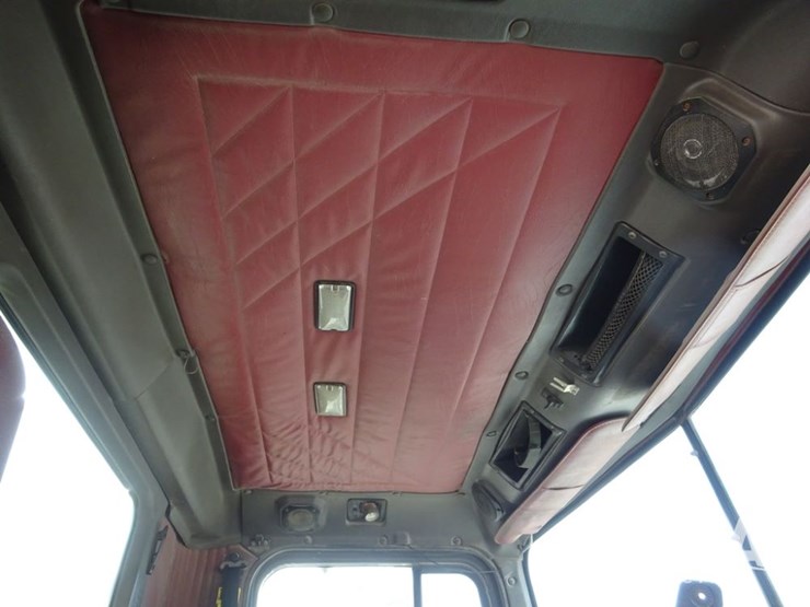 1997-ihc-9400-eagle-truck-(pz13991,-unit-433)-image-82