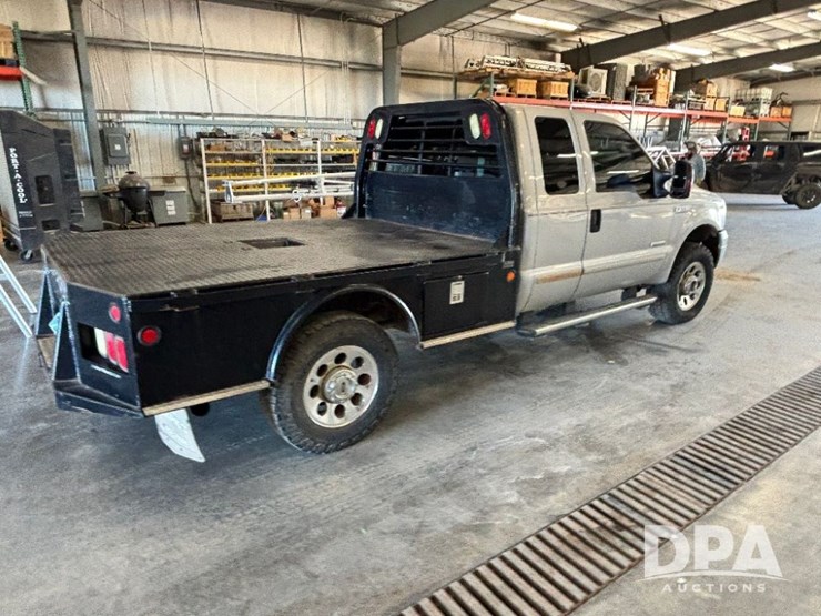2006-ford-f350-xlt-image-8