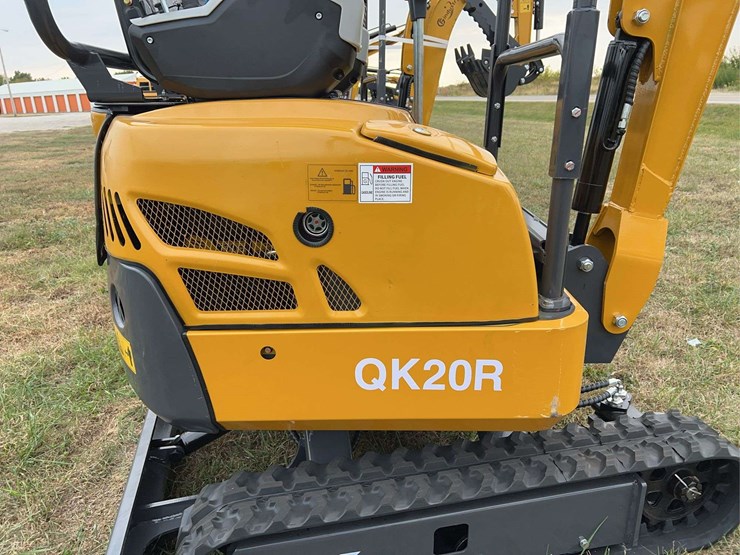 mini-excavator-qk20r-image-24