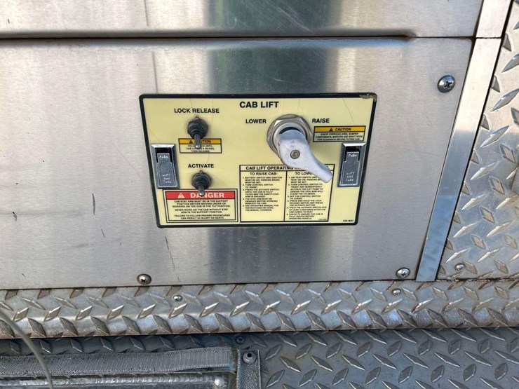 2007-pierce-dash-image-44