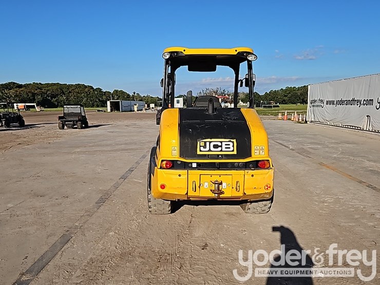 2023-jcb-407-image-17