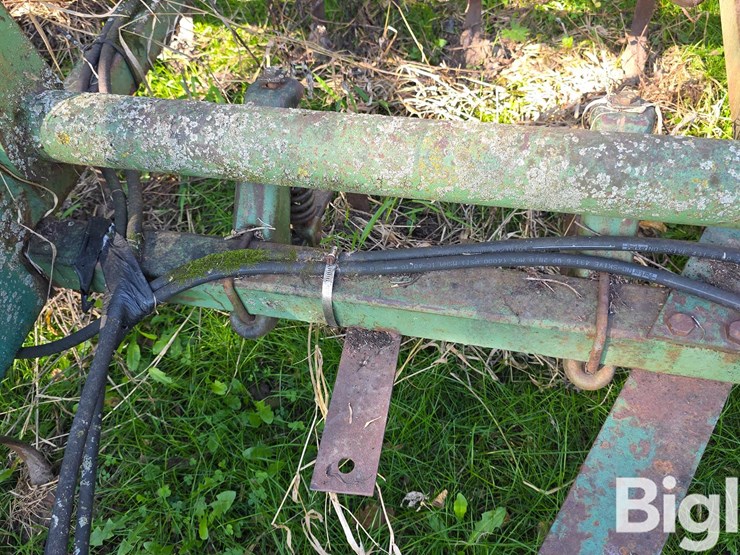 john-deere-1010-image-17