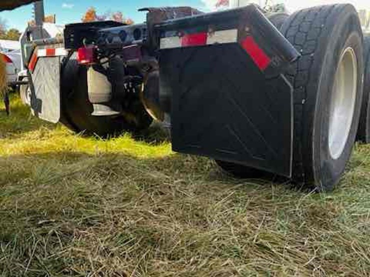 2016-international-prostar-image-9