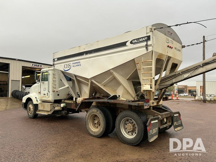 1992-international-9400-image-4