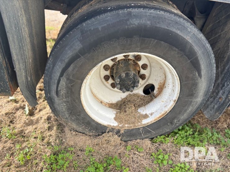 2007-international-durastar-4300-image-20