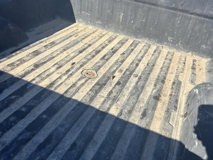 2014-chevrolet-silverado-2500hd-lt-image-8