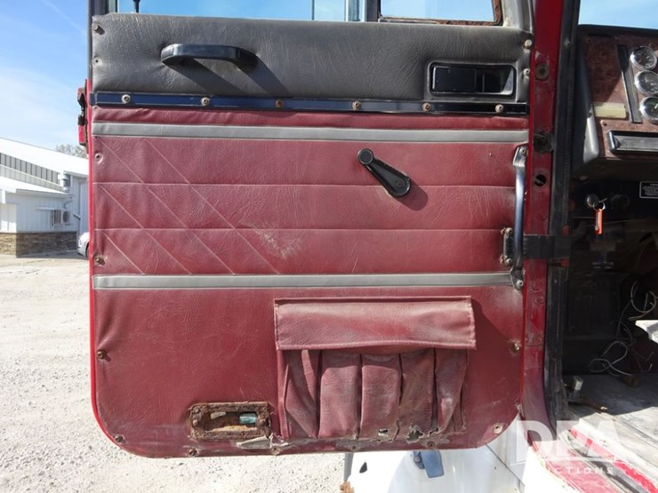 1997-ihc-9400-eagle-truck-(pz13991,-unit-433)-image-84