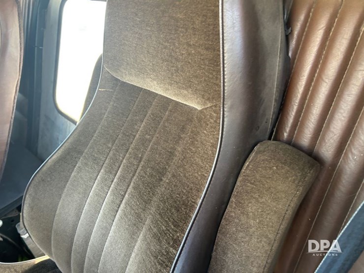 1991-kenworth-t600-image-34