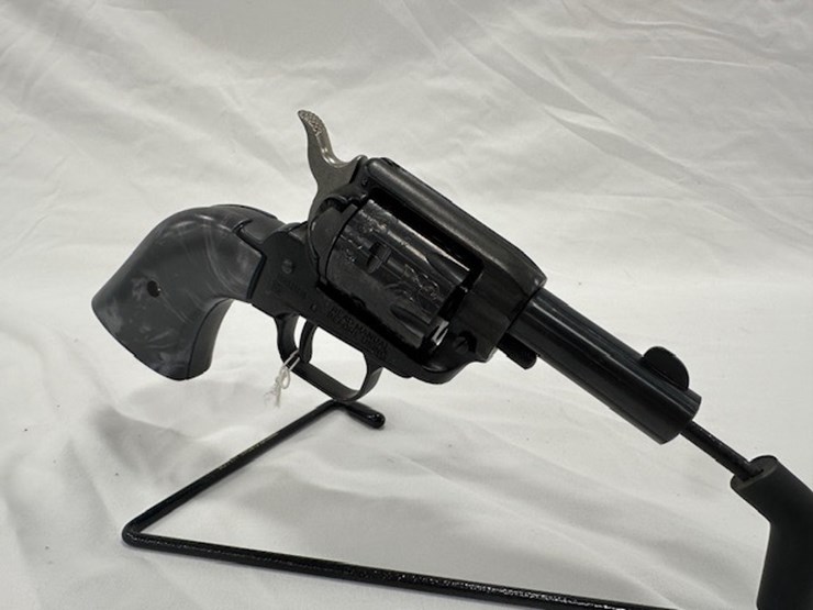 #2025-00047-•-heritage-barkeep-revolver-image-9