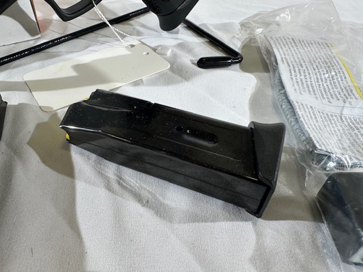 #2025-00068-•-taurus-g3c-pistol-image-5