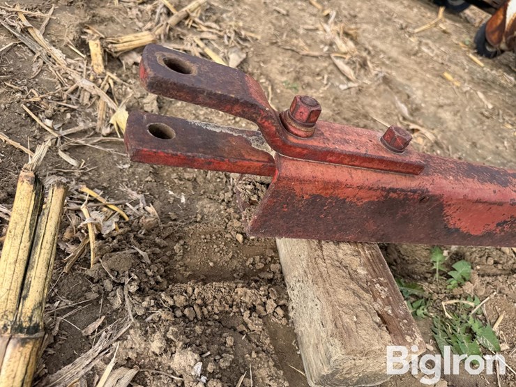 international-430-image-11