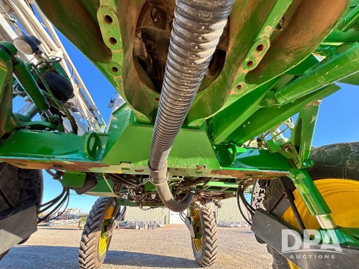 2013-john-deere-4830-image-25