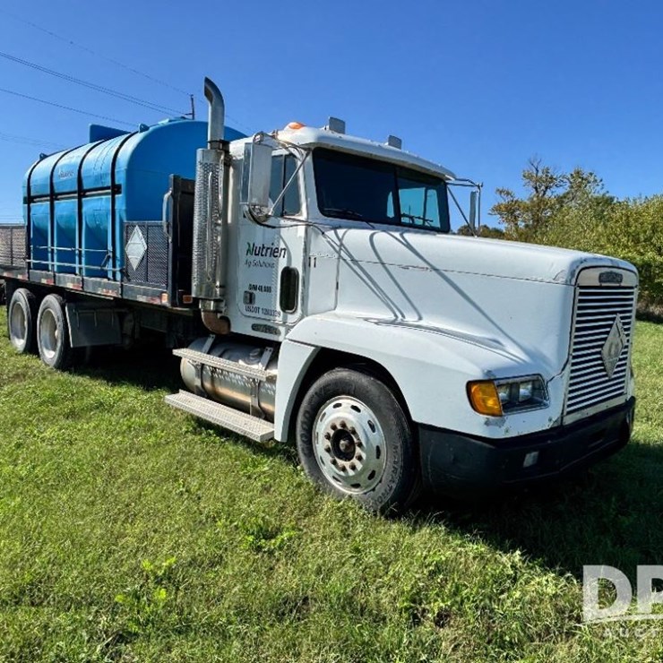 1993 FREIGHTLINER FLD120