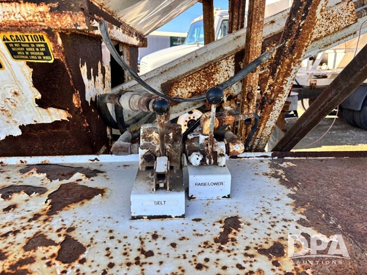 2007-kenworth-t800-image-33