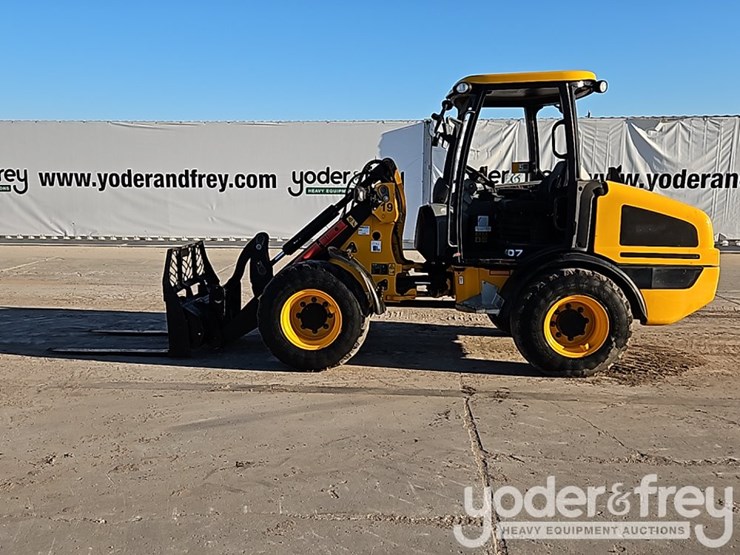 2023-jcb-407-image-3