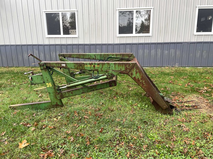 john-deere-35-image-2