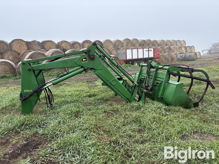 john-deere-265-image-4