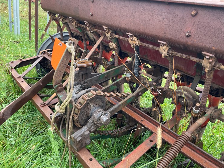 #8115-•-case-seeder-image-18