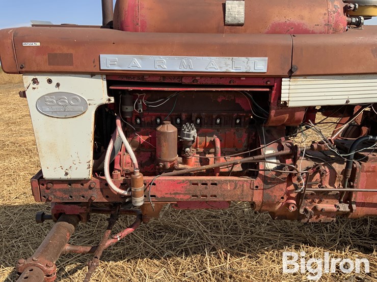 1959-farmall-560-2wd-tractor-image-18