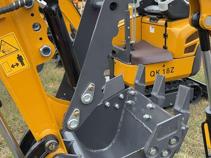 mini-excavator-qk18z-image-9