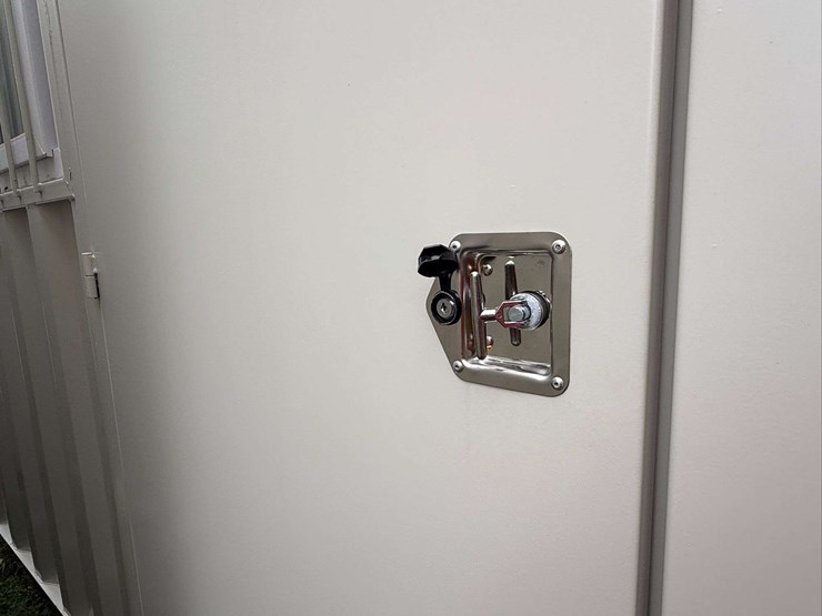 12-ft-small-shipping-container-image-13