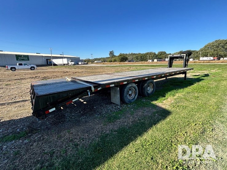 2017-travalong-gooseneck-trailer-(gp11710,-unit-126166)-image-9