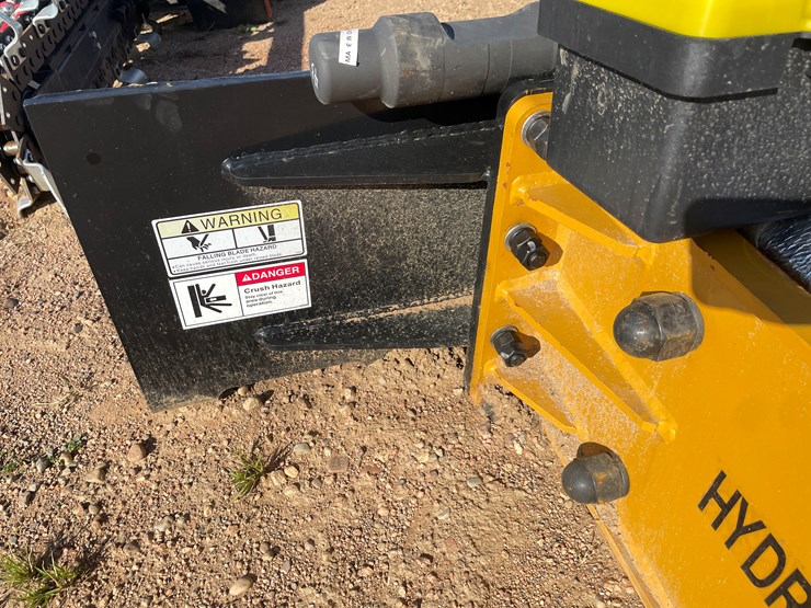 #4093-•-wolverine-hydraulic-breaker-attachment-image-13