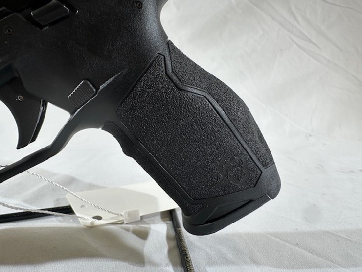 #2025-00060-•-taurus-tx-pistol-image-18