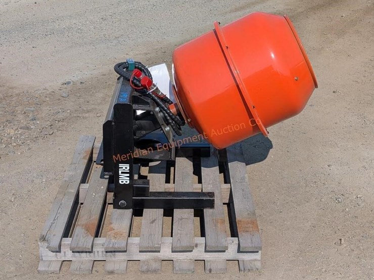 ir-mini-skid-steer-hyd-mixer-image-4
