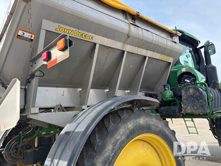 2019-john-deere-r4038-image-29
