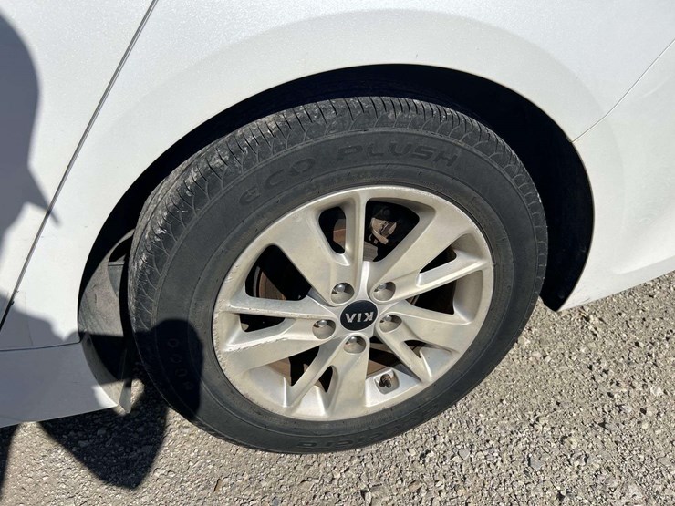 2018-kia-optima-sedan-image-25