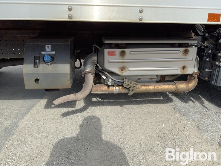 2012-mitsubishi-fuso-canter-fe180-image-9