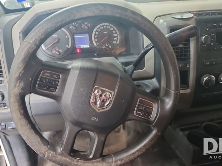 2012-dodge-ram-5500-image-40