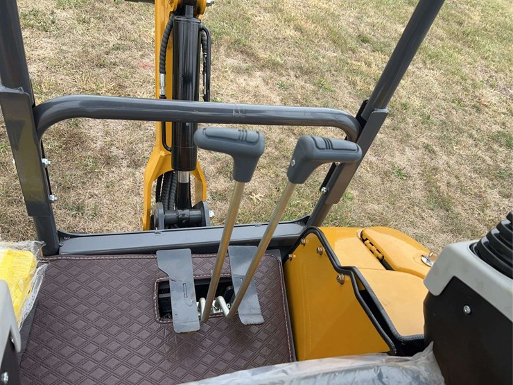 mini-excavator-qk20r-image-18