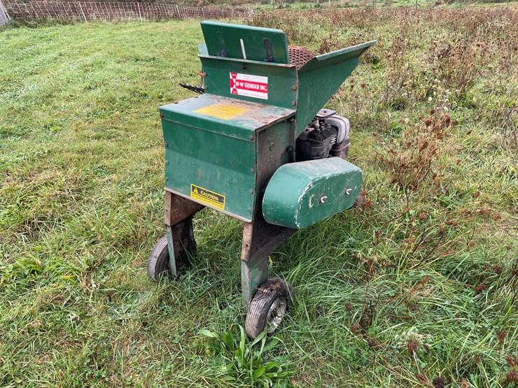 #8147-•-w-w-grinder-image-1