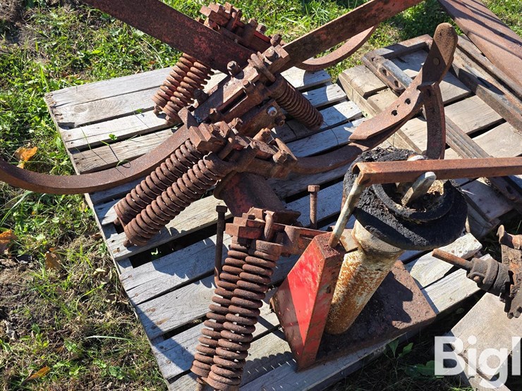 international-end-gate-seeder-image-20