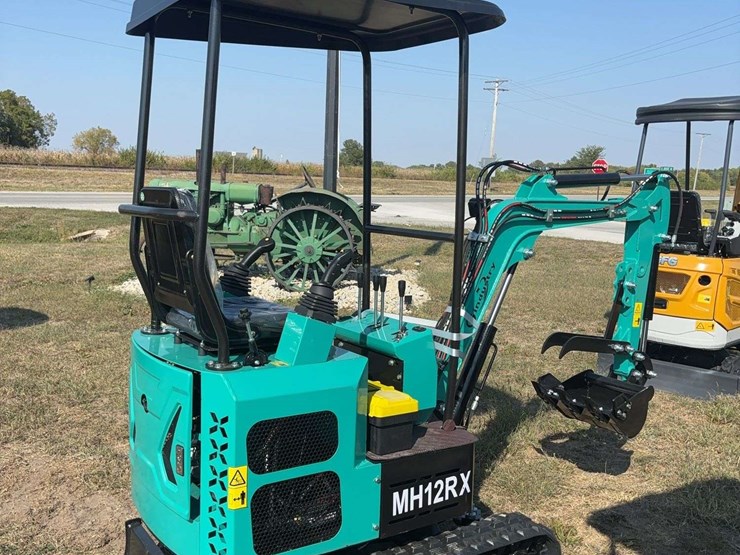 mini-excavator-mh12rx-image-7