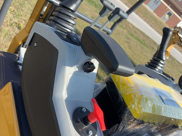 mini-excavator-xz20r-image-25