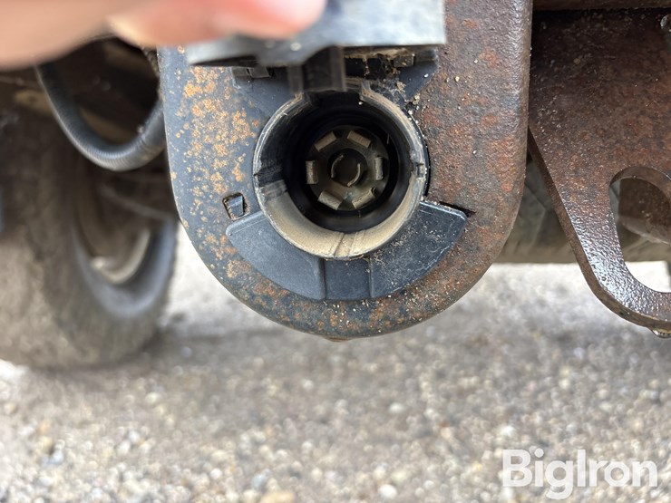 2003-chevrolet-silverado-2500-image-11