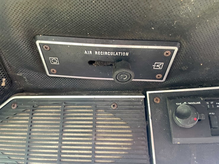 international-1086-image-43